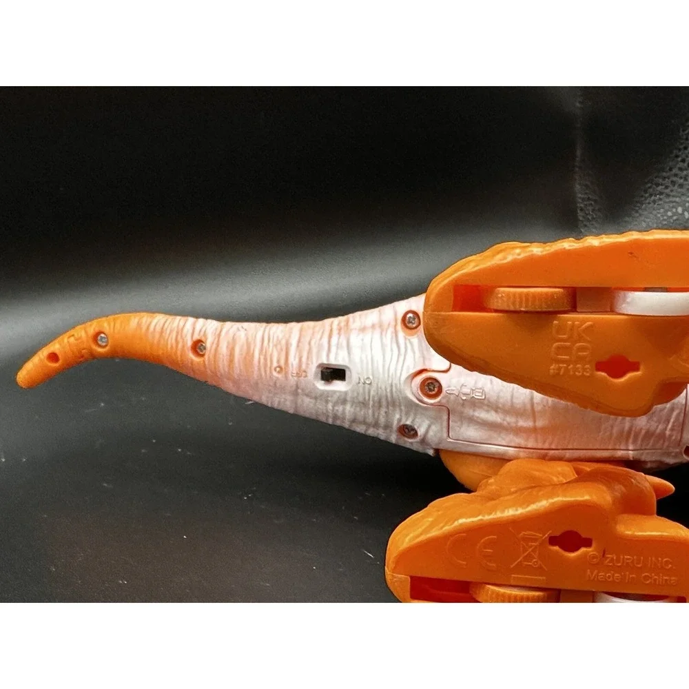 Zuru‎ Robo Alive Dino Wars Attacking Velociraptor Orange Walks Lights Up Chomps